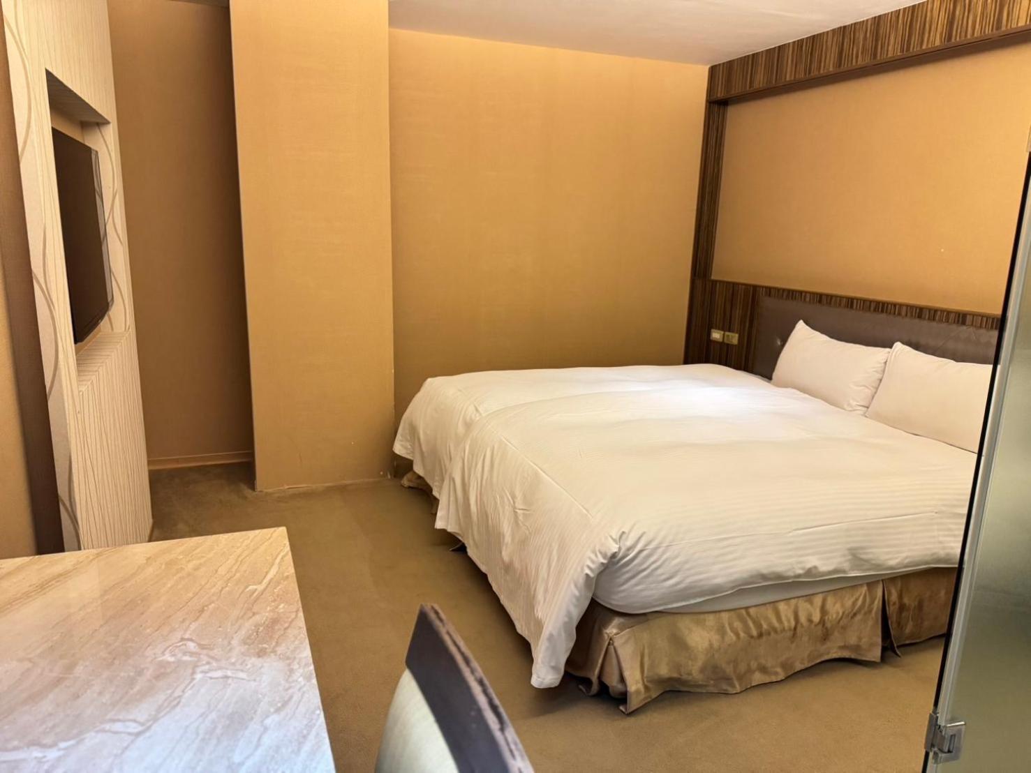 友愛京賞國際大飯店 Yoai Jing Shang Hotel Kaohsiung Esterno foto