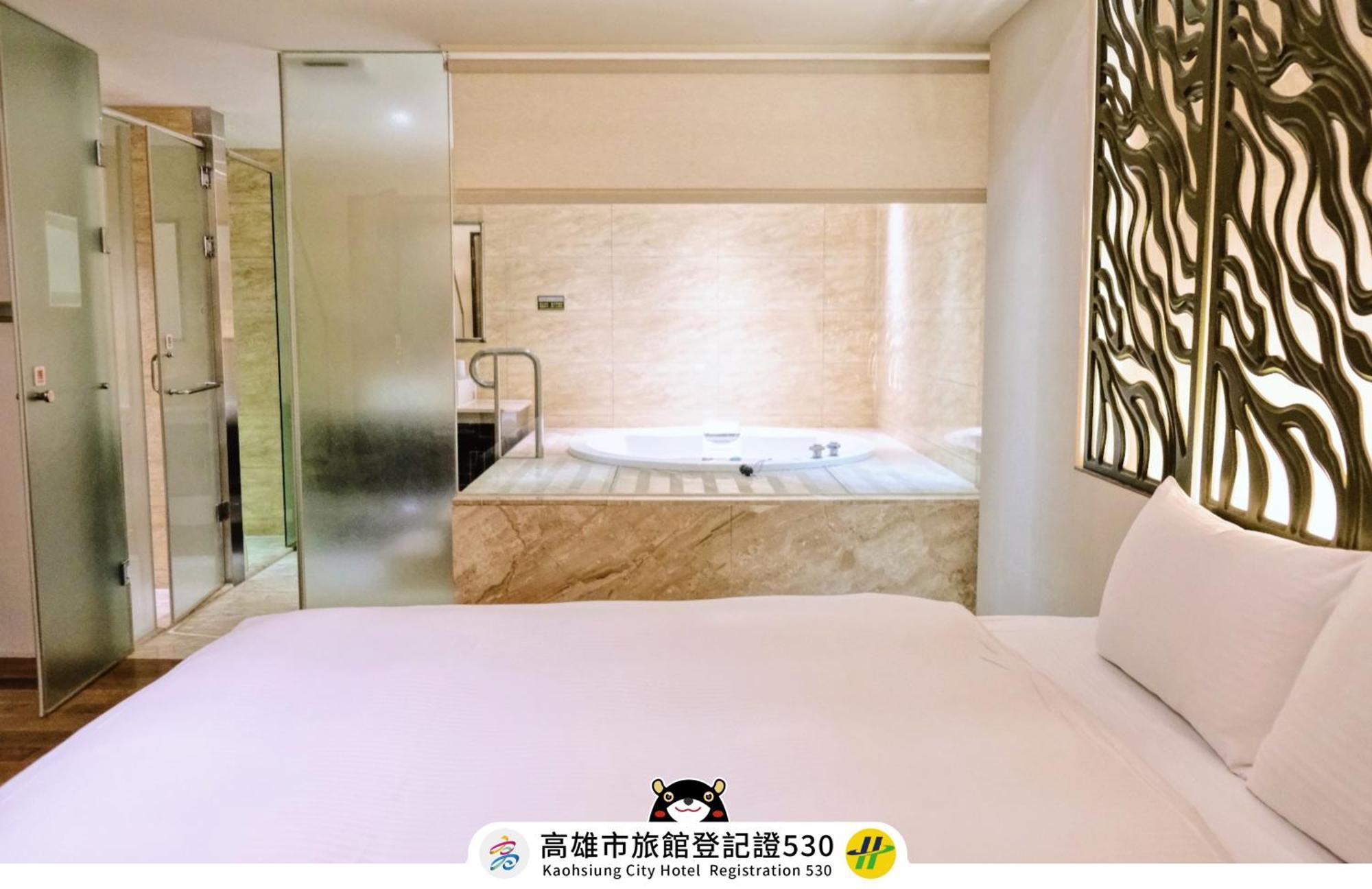 友愛京賞國際大飯店 Yoai Jing Shang Hotel Kaohsiung Esterno foto